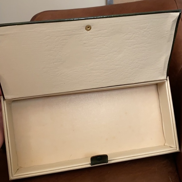 Vintage Patent Leather Train Case-Saks 5th avenue - Picture 9 of 10